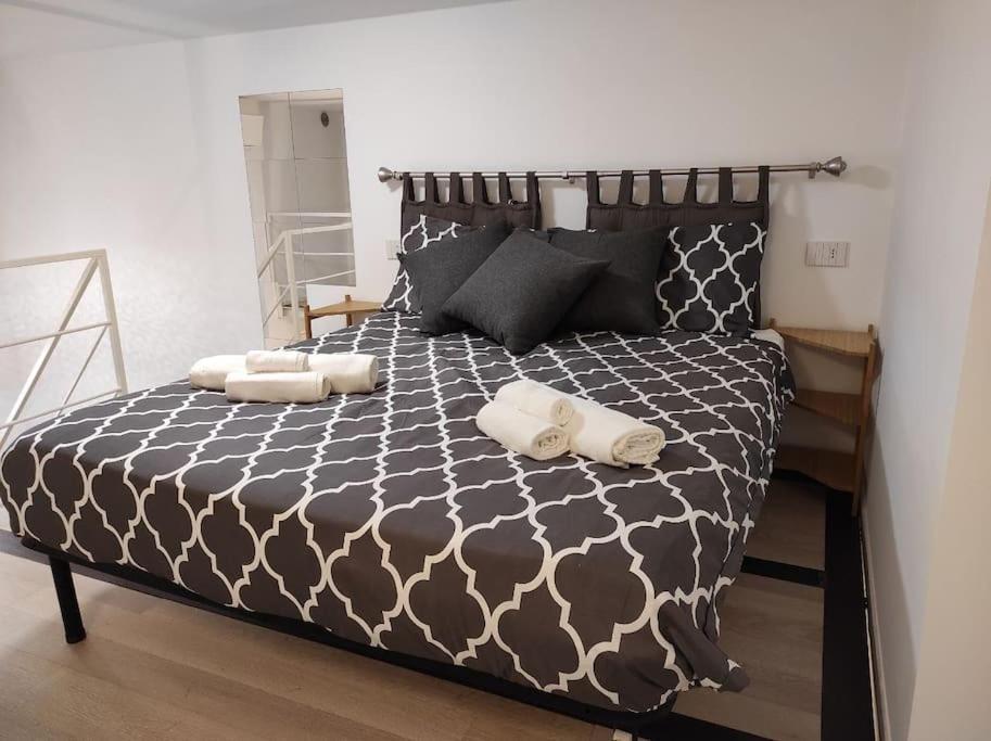 شقة Duomo Porta Venezia Mini Loft Con Wifi E Netflix ميلان المظهر الخارجي الصورة