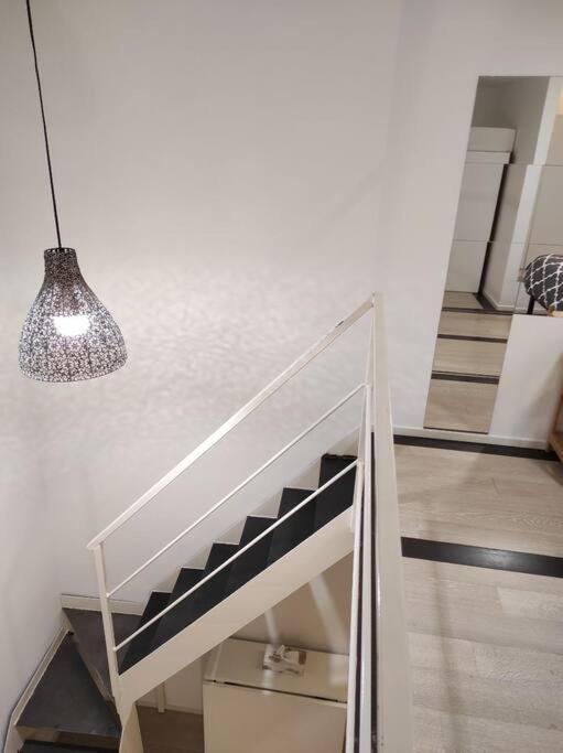 شقة Duomo Porta Venezia Mini Loft Con Wifi E Netflix ميلان المظهر الخارجي الصورة